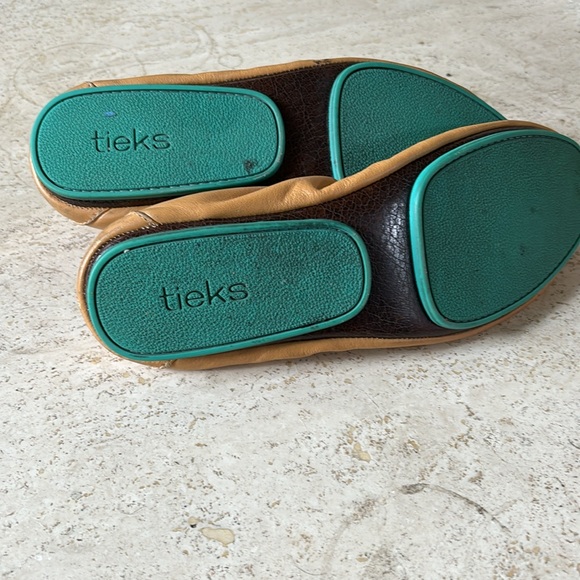 Camel Tieks Great Condition size 10 Tons of Wear to go… - Picture 5 of 6